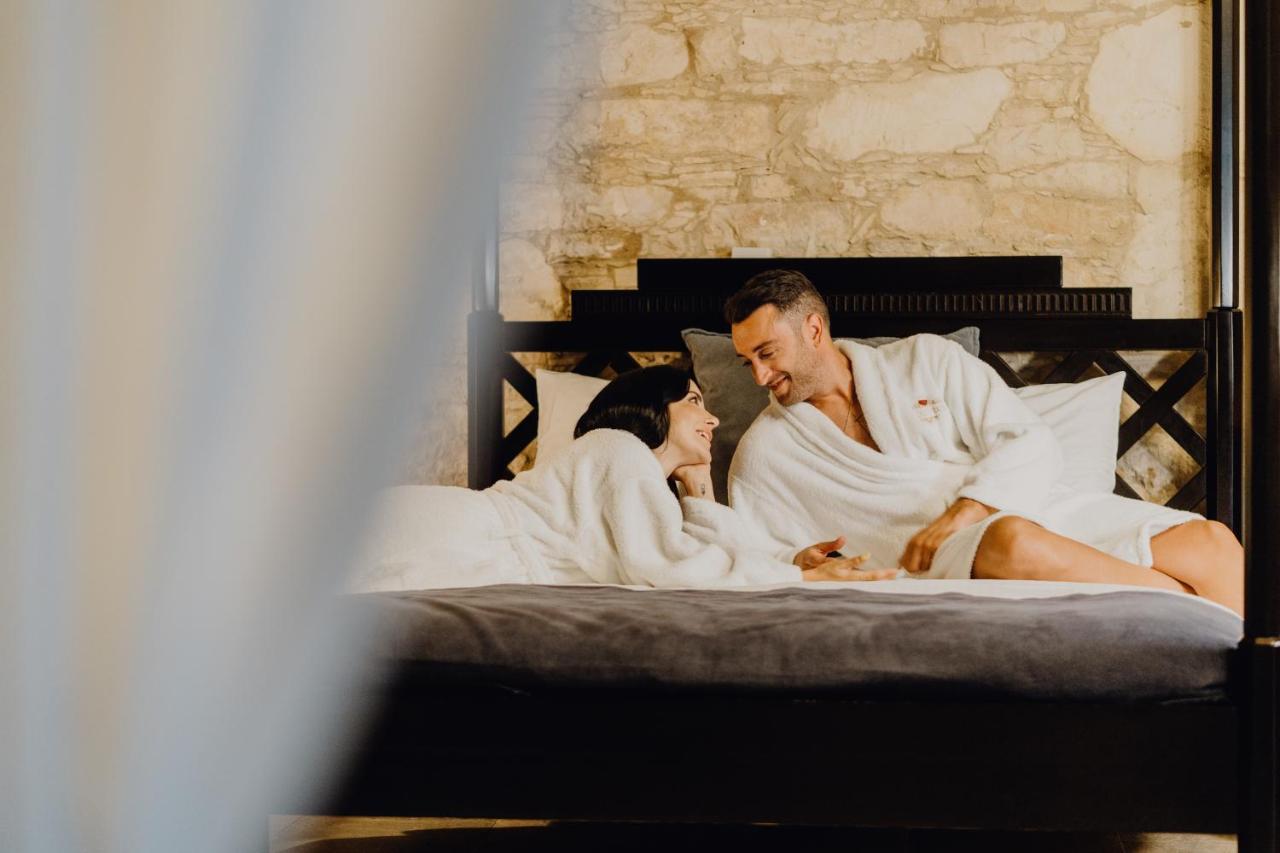 Oinou Strata - Adults Only Bed & Breakfast Vouni Ngoại thất bức ảnh